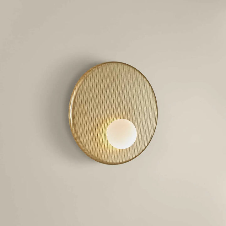 Applique Trip dorée en aluminium et acier avec diffuseur en verre opale #couleur_dore