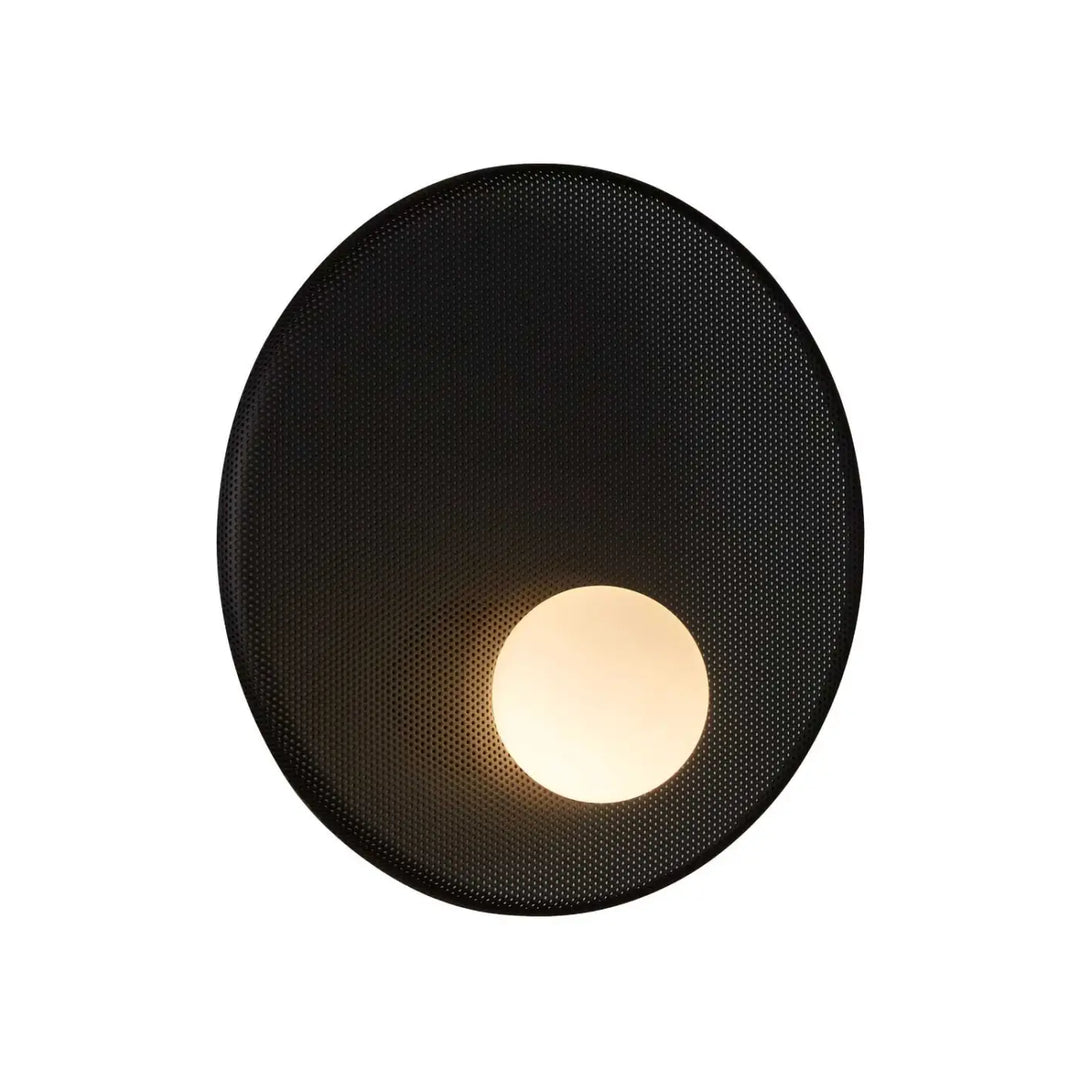Applique Trip noire en aluminium et acier avec diffuseur en verre opale #couleur_noir