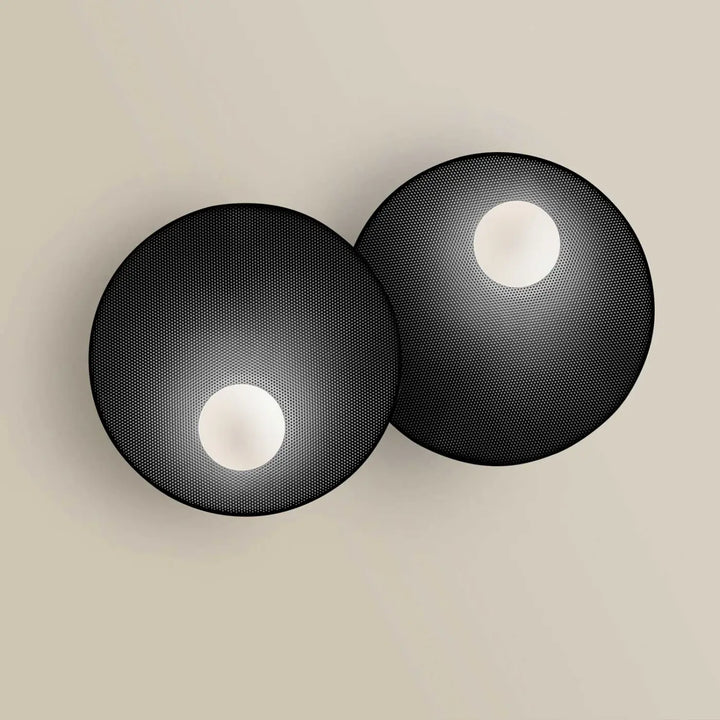 Vue d'ensemble de l'applique Trip Double noire #couleur_noir