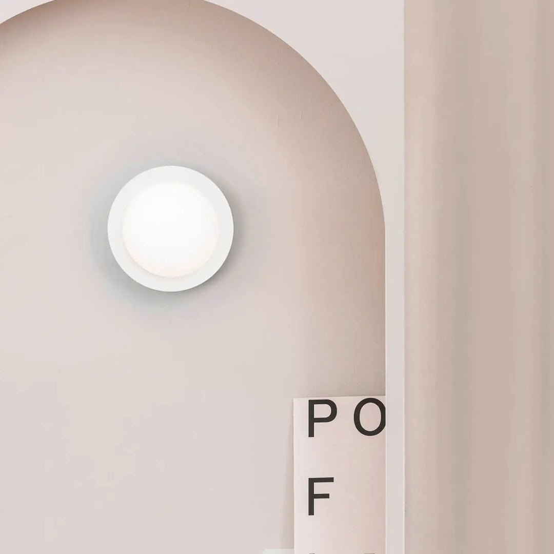 Applique May blanche de Faro Barcelona en situation