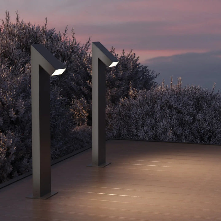 Borne extérieure en acier noir avec tête inclinée moderne et éclairage led blanc éclatant