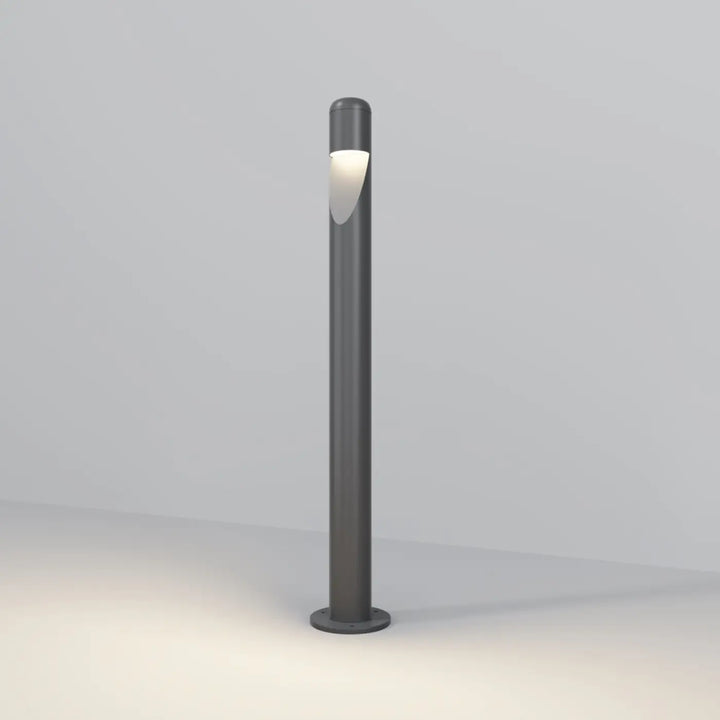 Borne extérieure cylindre étroit en acier noir avec lumière led en forme de croissant pour éclairage moderne