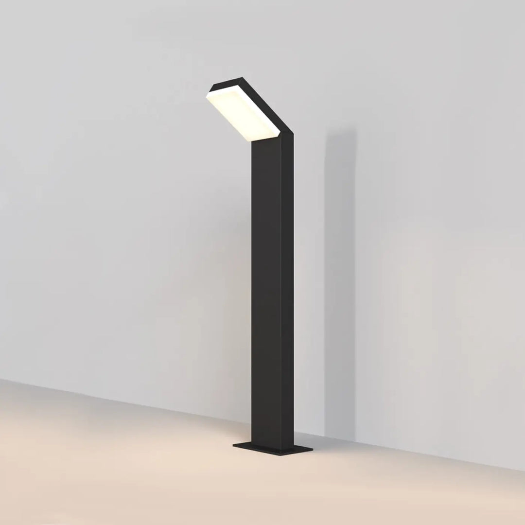 Borne extérieur paso en acier noir avec cadre asymétrique et éclairage led incliné pour chemin moderne