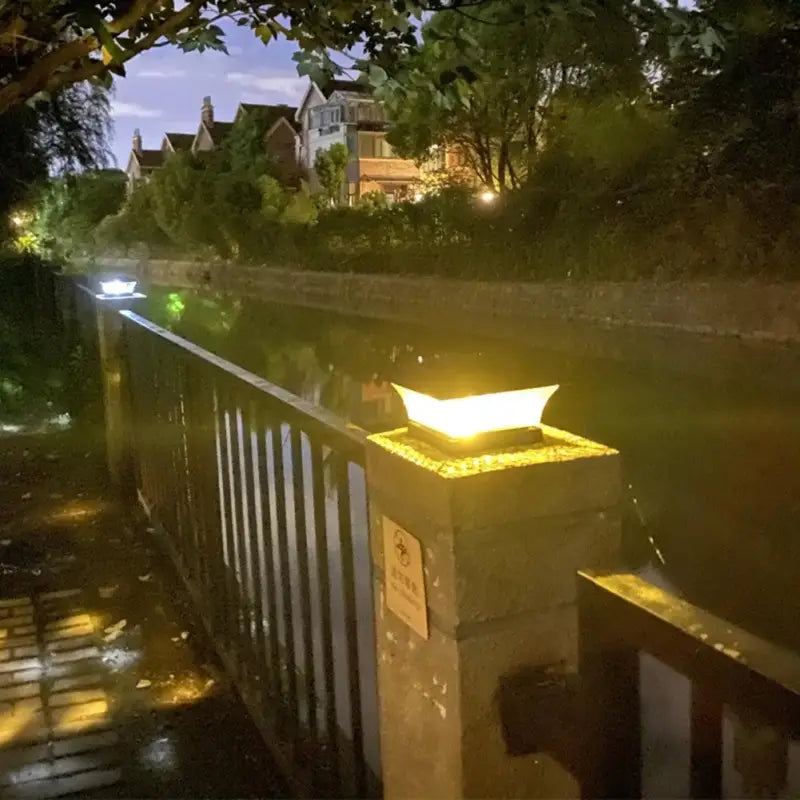 Borne Luminaire Extérieur Noire Solaire