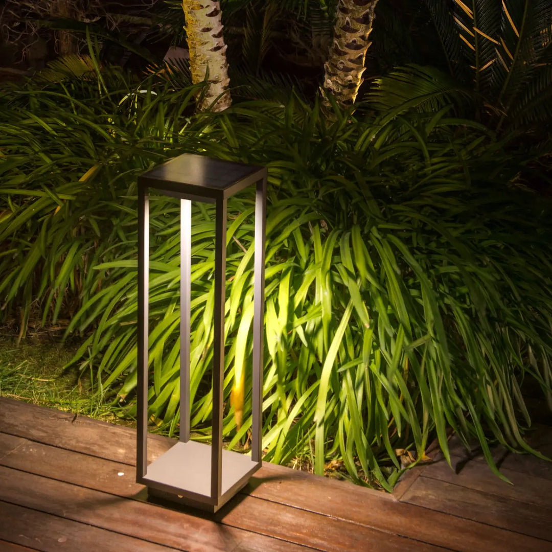 Borne solaire Saura de Faro Barcelona en situation