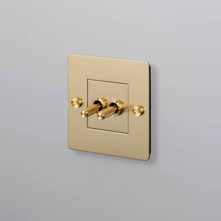 Interrupteur à levier Double Toggle sans logo doré, finition laiton #couleur_dor