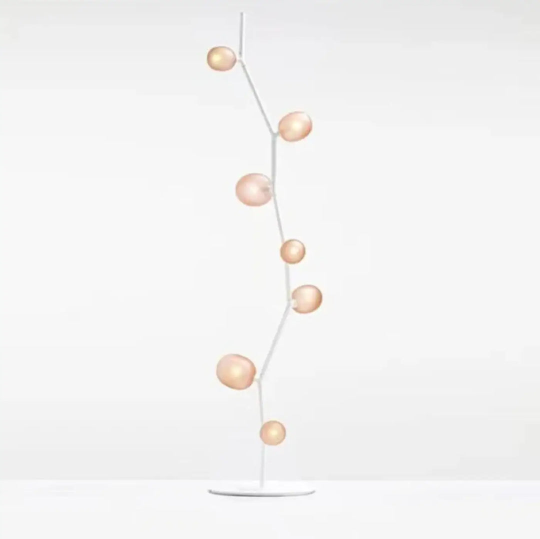 Lampadaire décoratif moderne en métal et globes en verre élégant