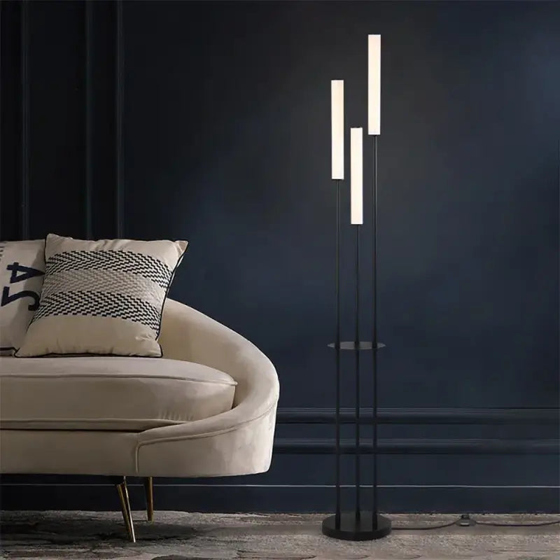 Lampadaire design contemporain led à tubes élégants noir