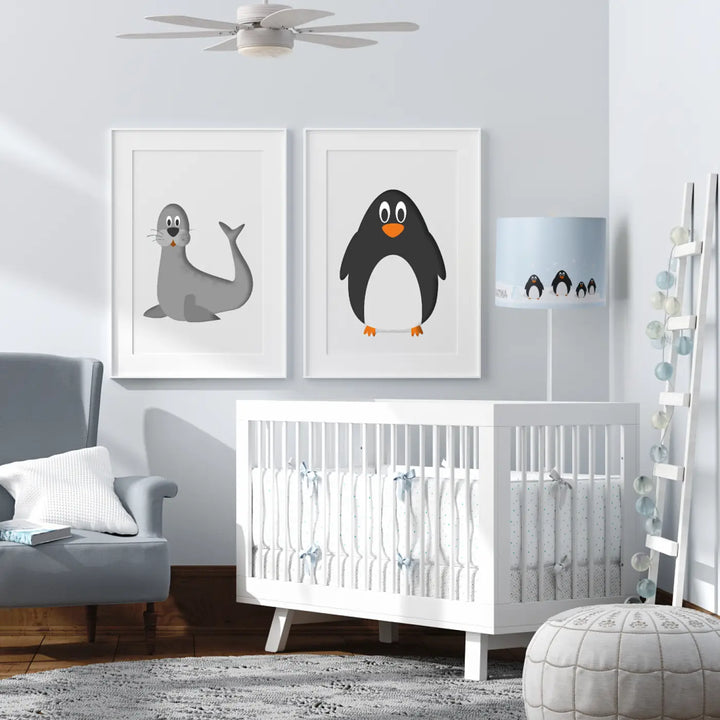Lampadaire enfant blanc design sweet dreams avec pieds inclinés et barreaux verticaux en bois blanc