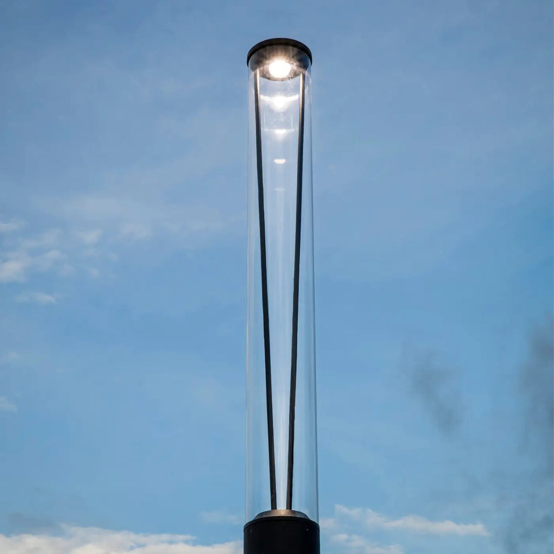 Lampadaire Rush 3700 de Faro Barcelona en situation