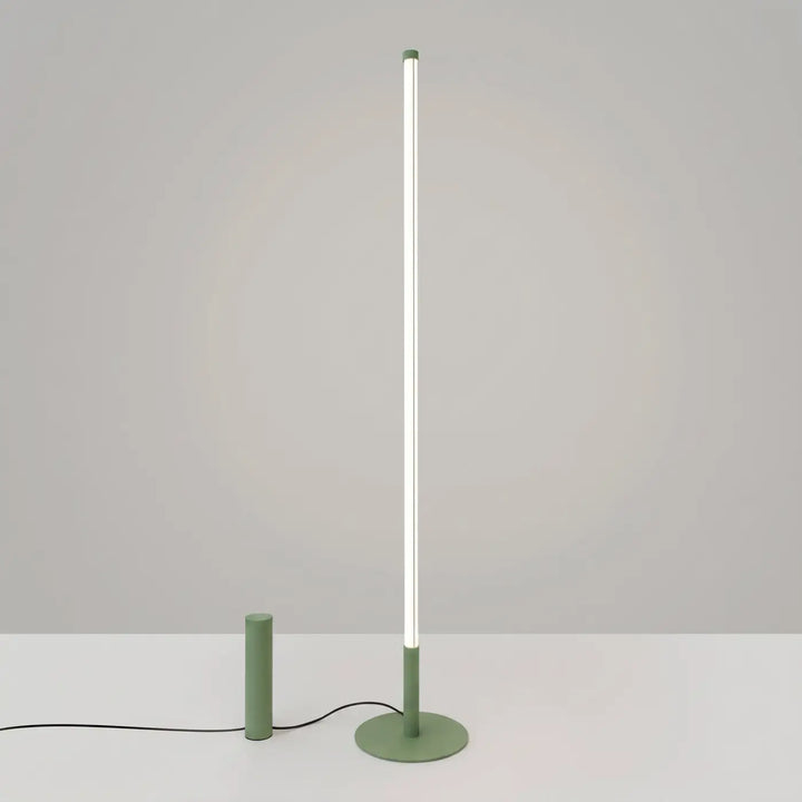 Lampadaire TRANG sauge allumée, tube lumineux
