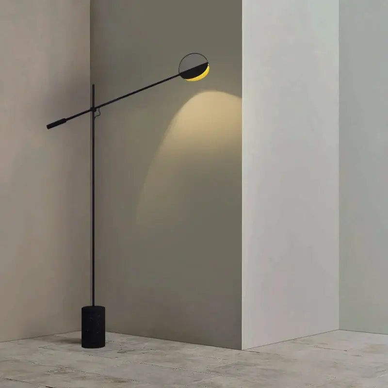 Lampadaire minimaliste noir design avec bras long orientable élégant