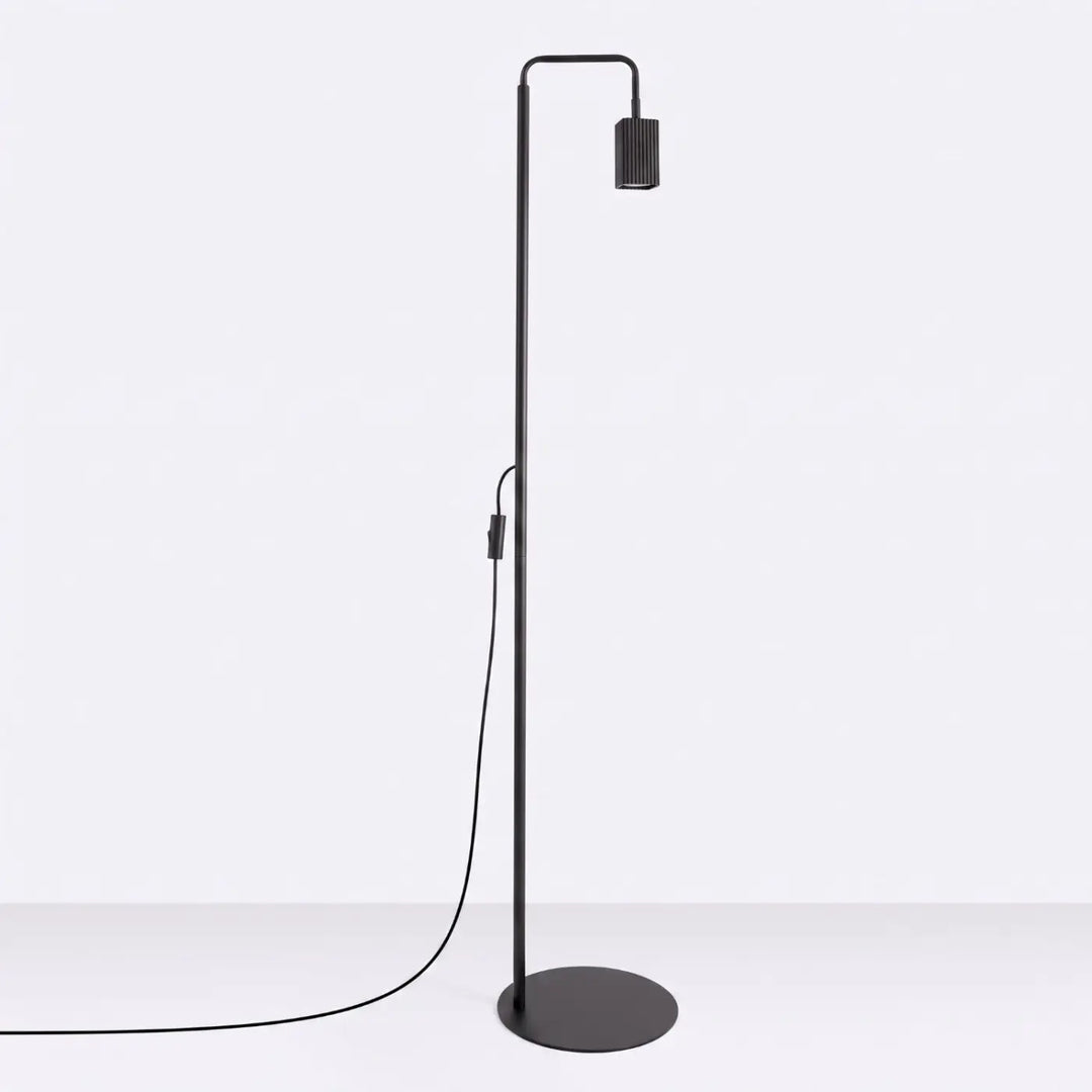 Lampadaire Rayo noir à spot rainuré, éteint
