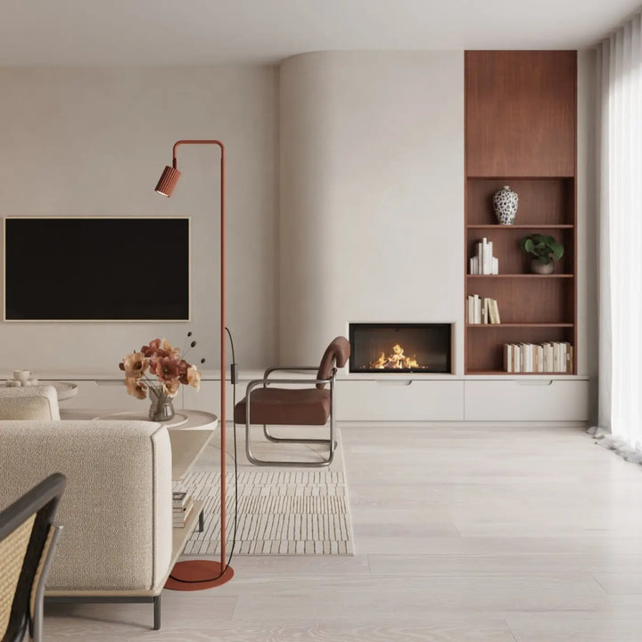 Lampadaire ocre rouge dans un salon