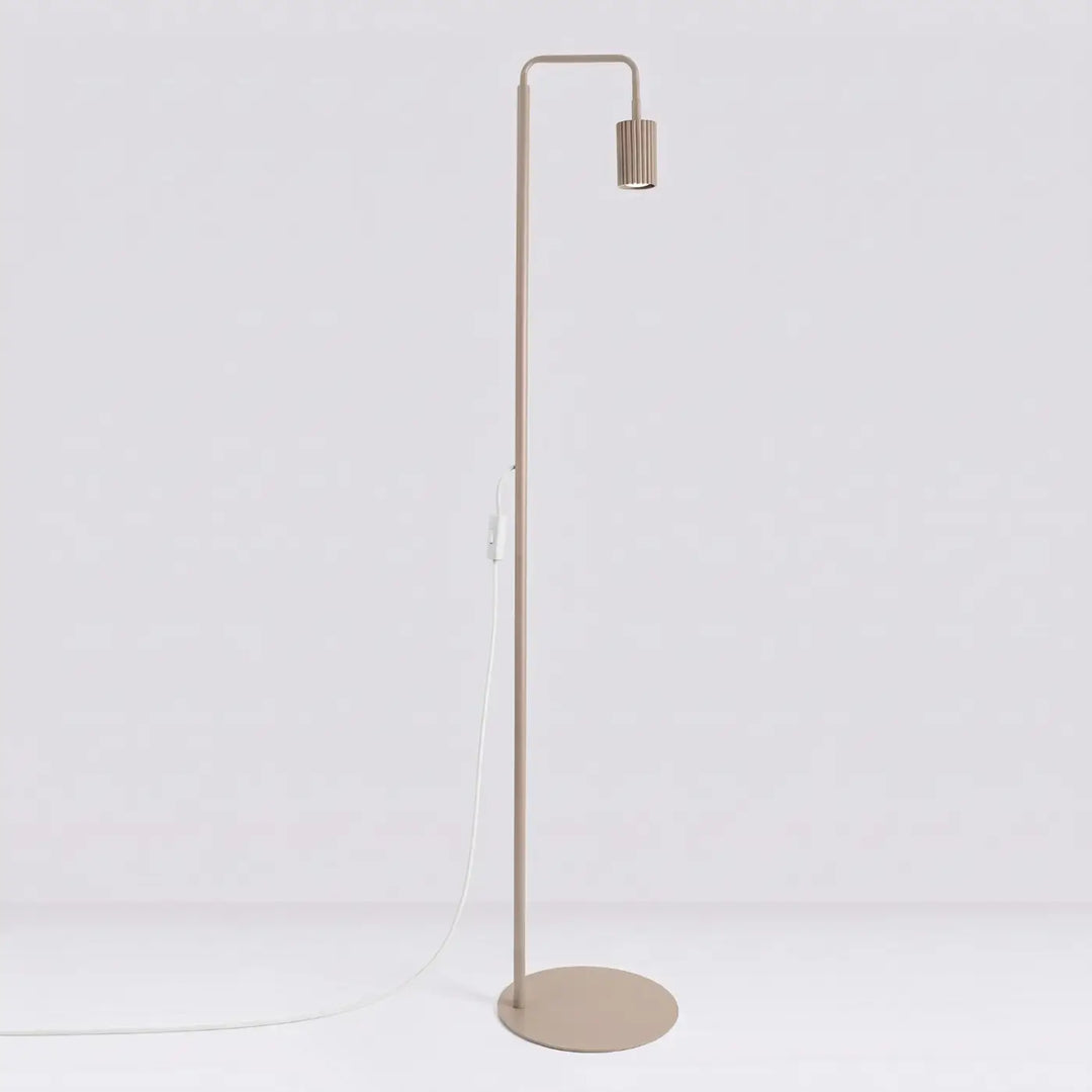 Lampadaire taupe éteint