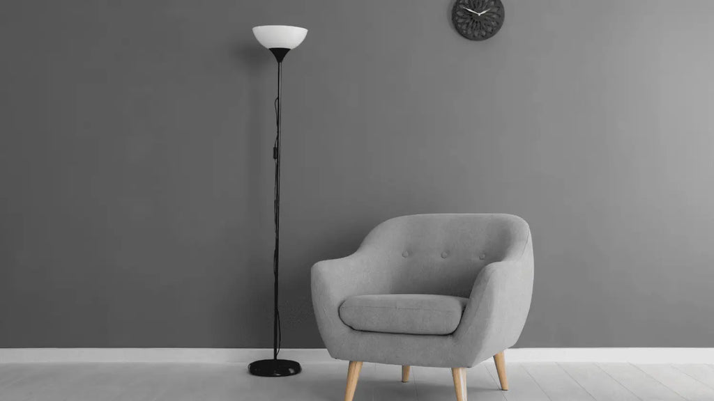 Existe-t-il également des lampadaires design à intensité variable ?