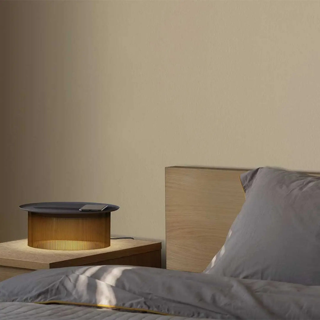 Lampe de table Carousel à plateau de recharge sans fil