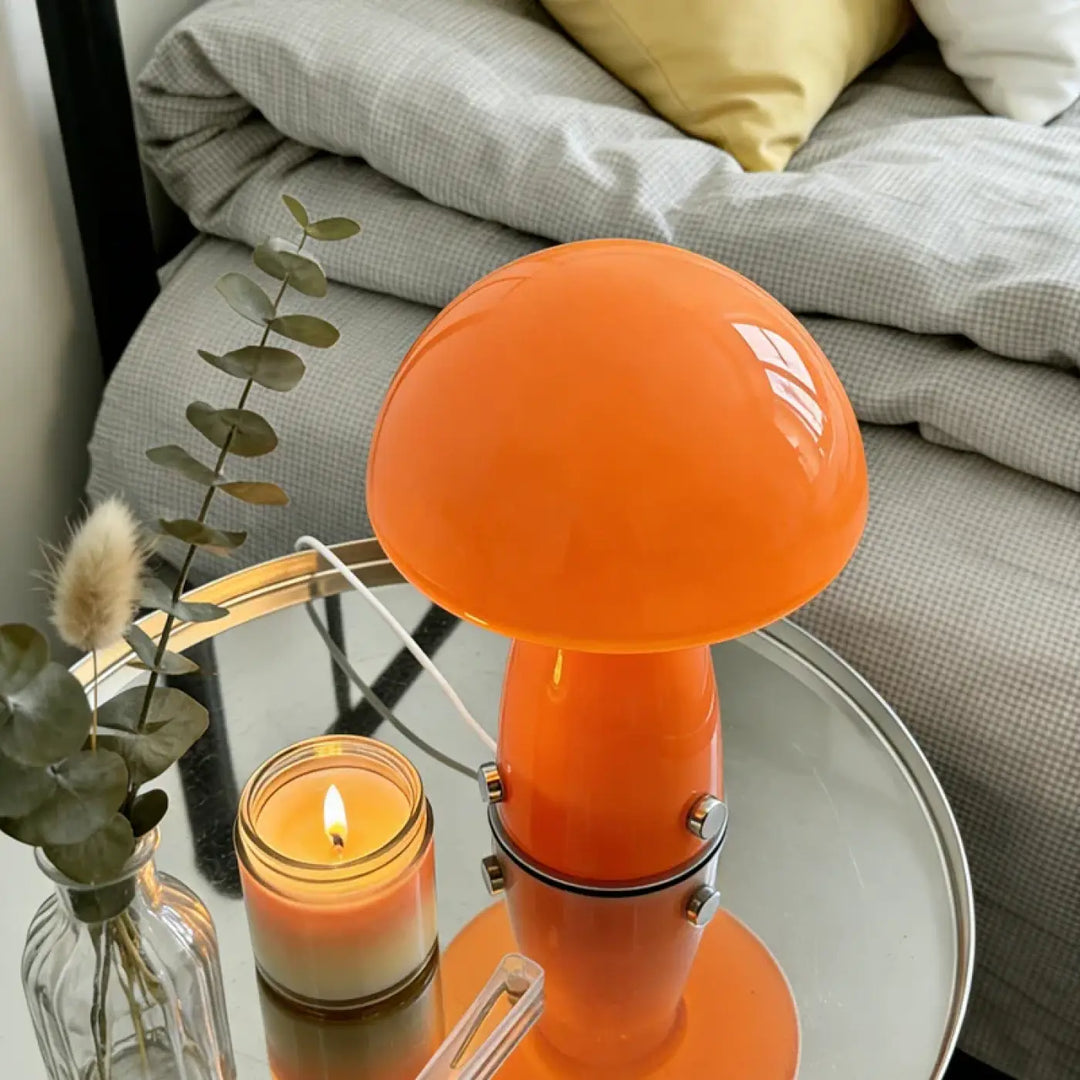Lampe de chevet champignon euforia orange vif en plastique brillant pour décoration intérieure plus qu’un simple éclairage