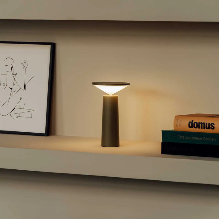 Lampe de chevet Cocktail verte dans un intérieur #couleur_vert