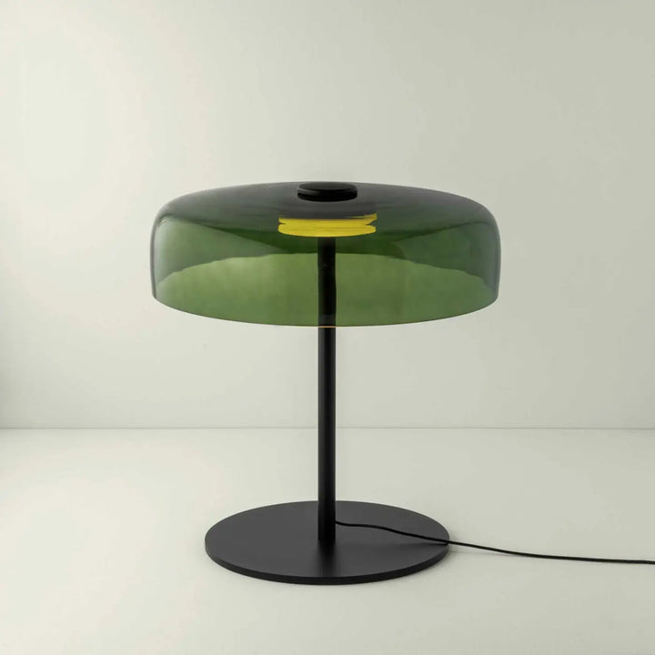Détail de la lampe de chevet Levels en verre vert #couleur_vert