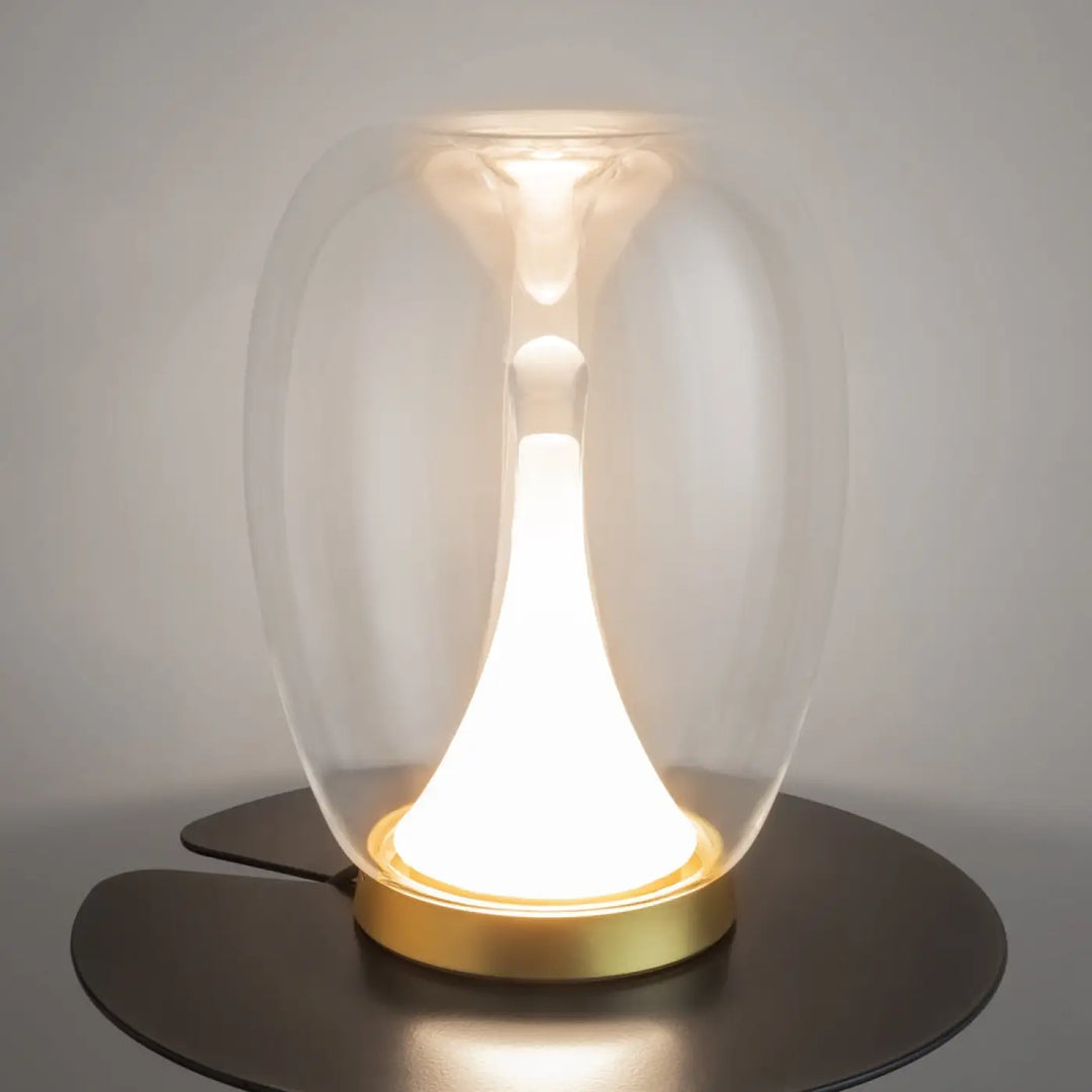 Lampe de chevet led splash avec led intégrée, dôme en verre clair et base ton or pour éclairage chaleureux