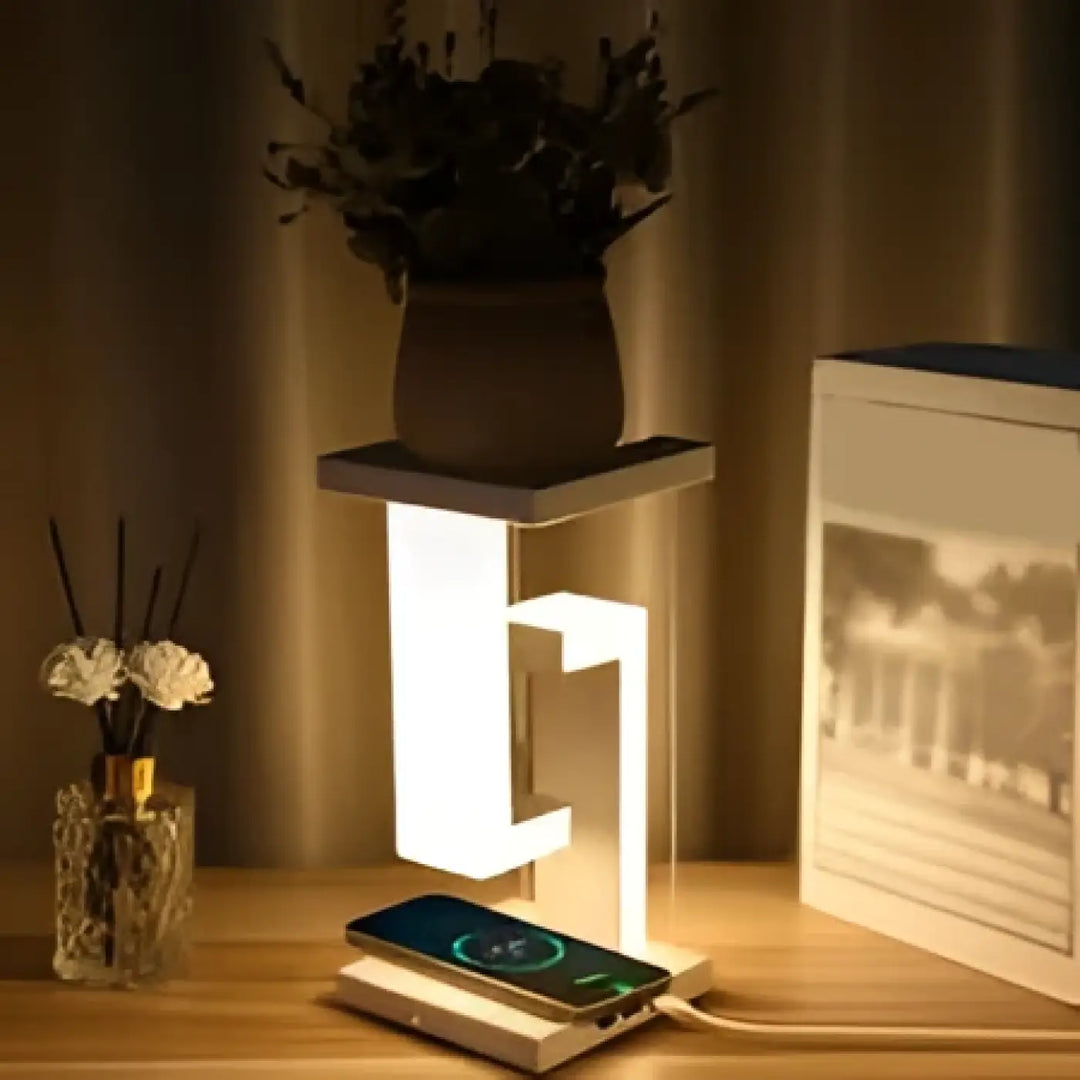 Lampe de chevet moderne avec corps en acrylique blanc et lumière douce idéale pour chevet modernes