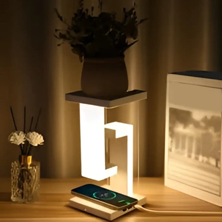 Lampe de chevet moderne avec corps en acrylique blanc et lumière douce idéale pour chevet modernes