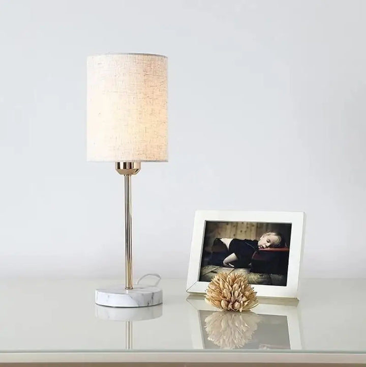Lampe De Chevet A Pile Avec Base En Bois