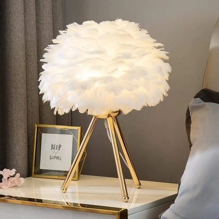 Lampe de Chevet Plume De Couleur Blanche Rose Grise ou Bleu