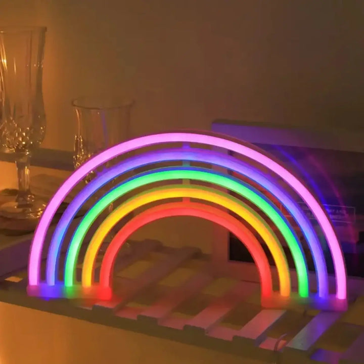 Lampe arc-en-ciel neon multicolore avec arches courbes pour decoration murale et ambiance féerique