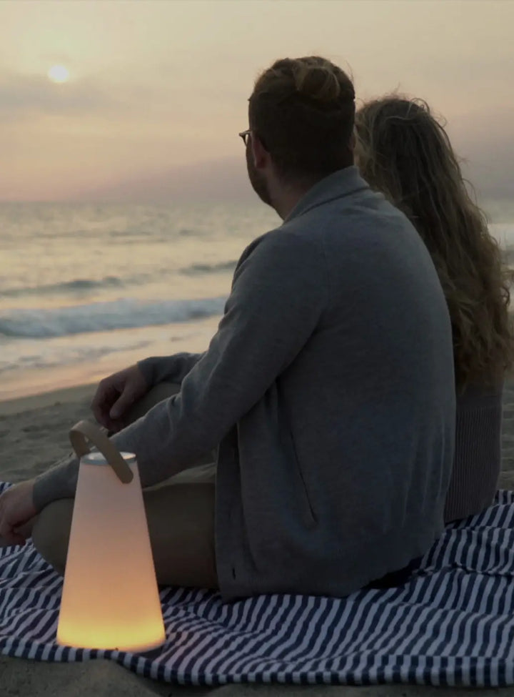 Lampe enceinte UMA dans un intérieur