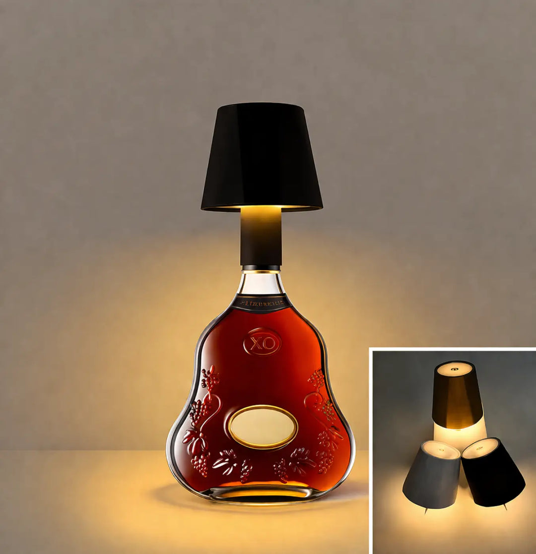 Lampe rétro chic lampe winny avec abat-jour noir élégant sur bouteille de cognac ambrée en verre embossé de raisins