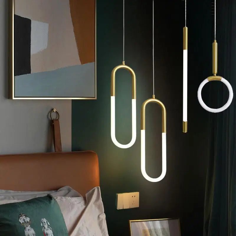 Lampe Suspension LED Moderne Avec Forme Élégante