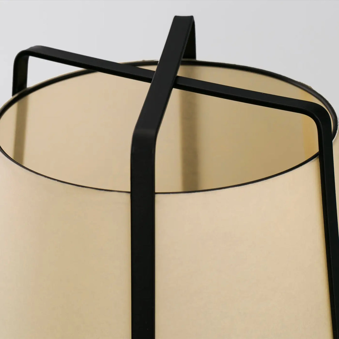 Détail de la grande lampe Akane