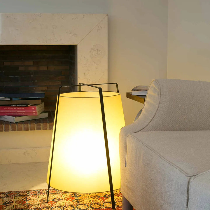 Lampe de table Akane de Faro Barcelona en situation