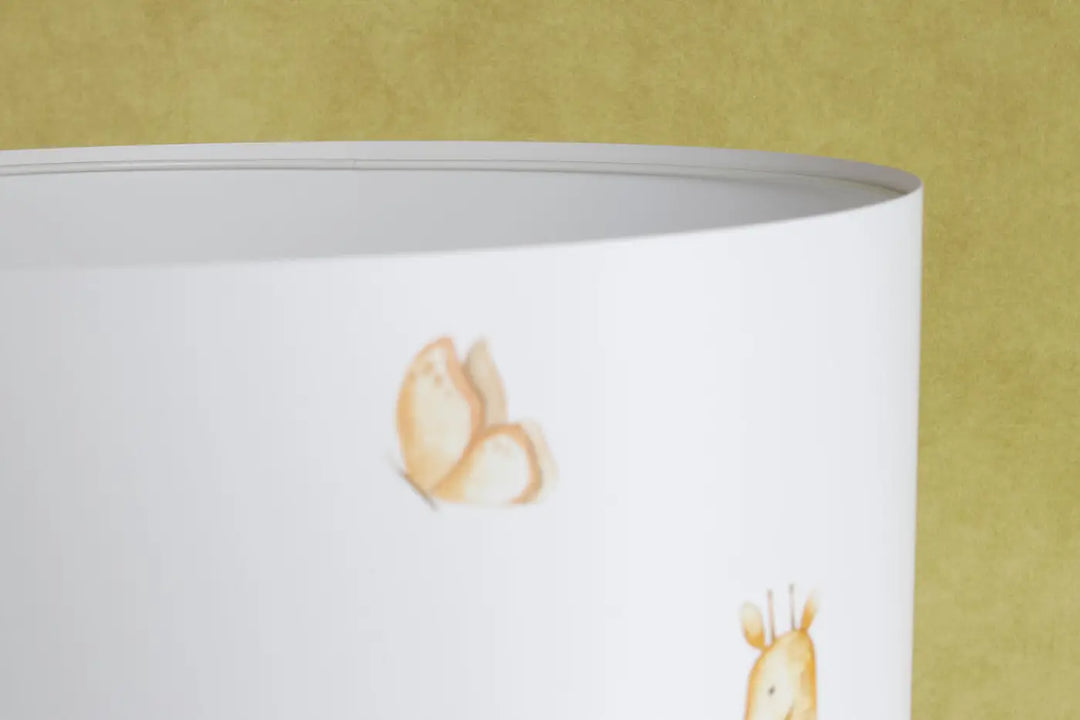 Lampe de table marron clair avec abat-jour cylindrique motifs animaux en aquarelle pour décoration intérieure