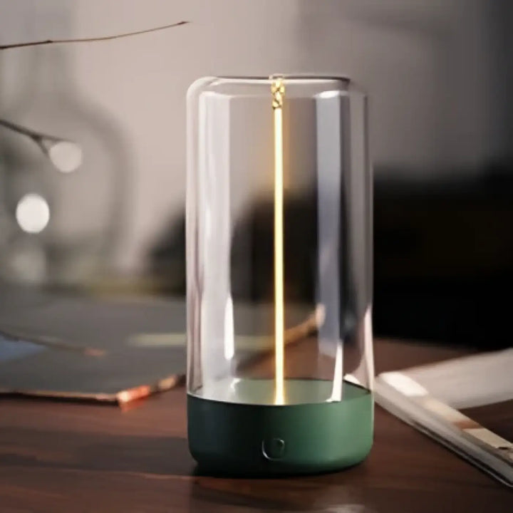 Lampe de table mirea avec design cylindrique en verre, base verte mate, lumière led chaleureuse lumineuse originale