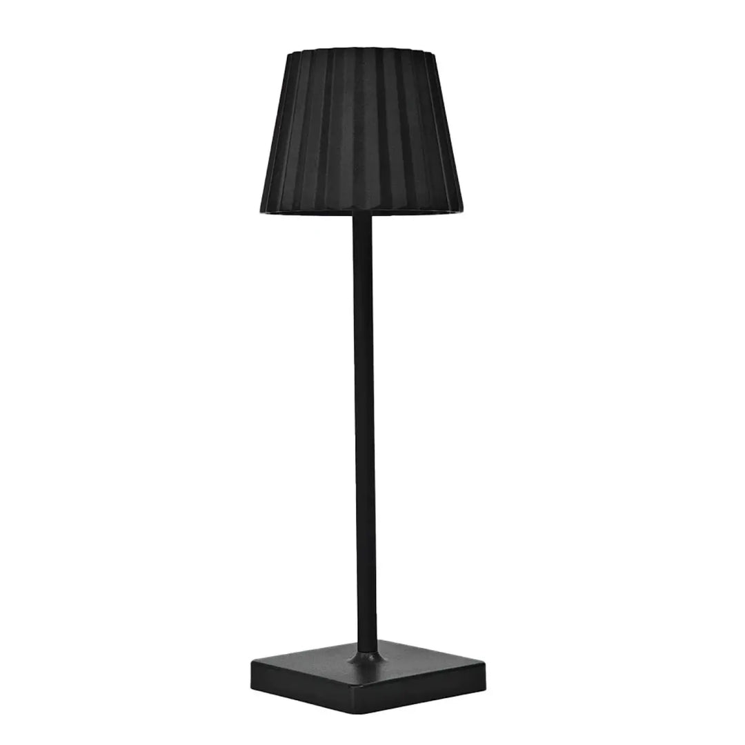 Lampe de table escale avec abat-jour plissé noir sur pied en métal noir élégant avec base carrée