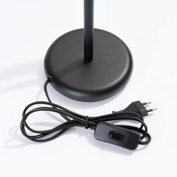 Base de lampe à poser pastelo noir mat avec cordon d’alimentation intégré et matériaux robustes pour bureau pastelo