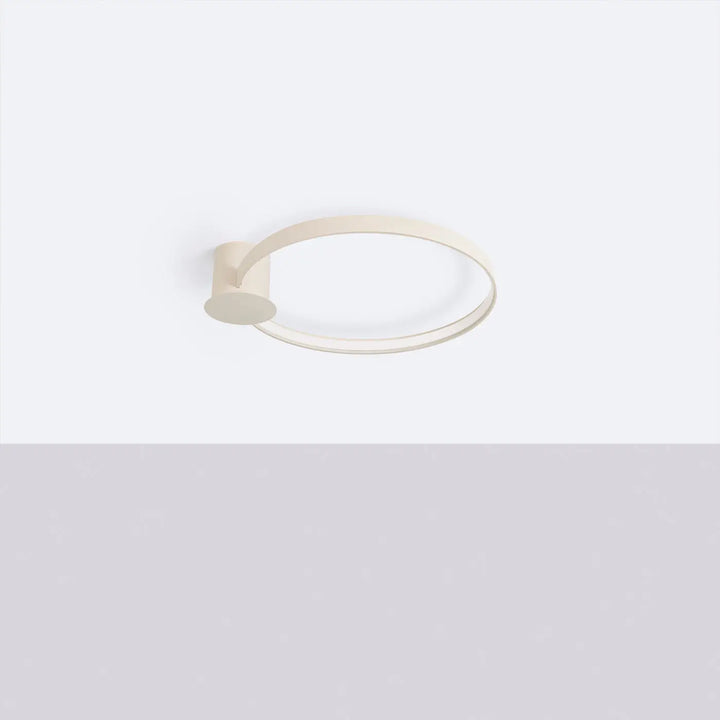 Luminaire plafonnier rio 55 beige avec finition mate élégante en aluminium allient élégance et anneaux led minimalistes