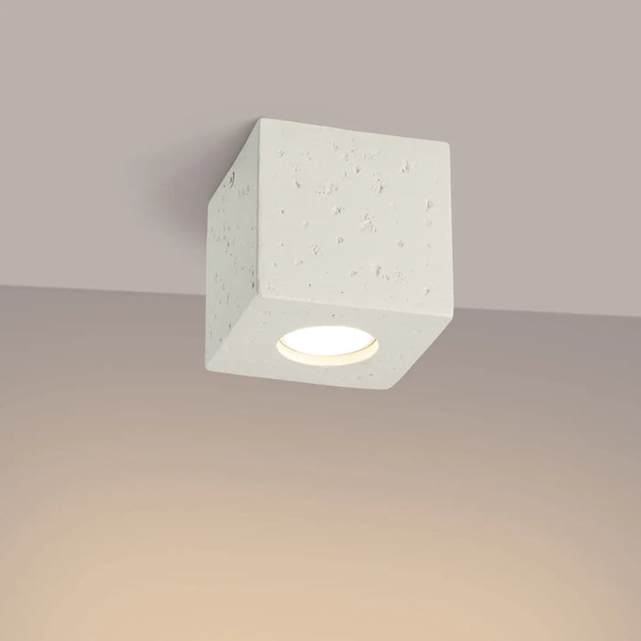 Plafonnier quad en béton beige avec ampoule led circulaire encastrée design contemporain pour éclairage intérieur