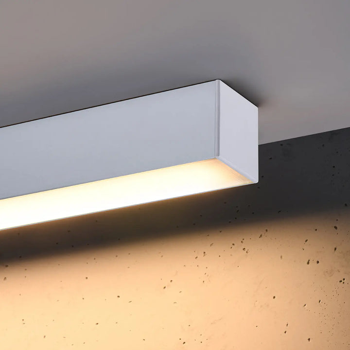 Luminaire plafonnier pinne 200 blanc moderne avec module led et paramètres d’éclairage pour une lumière chaude