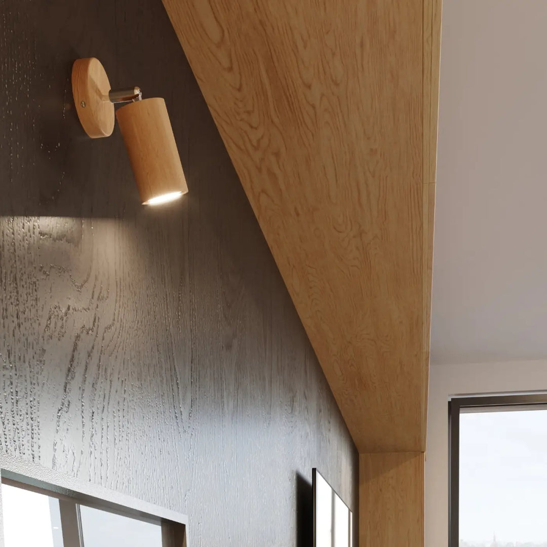 Luminaire plafonnier berg 6 en bois naturel avec abat-jours berg cylindrique et forme simple émettant une lumière douce