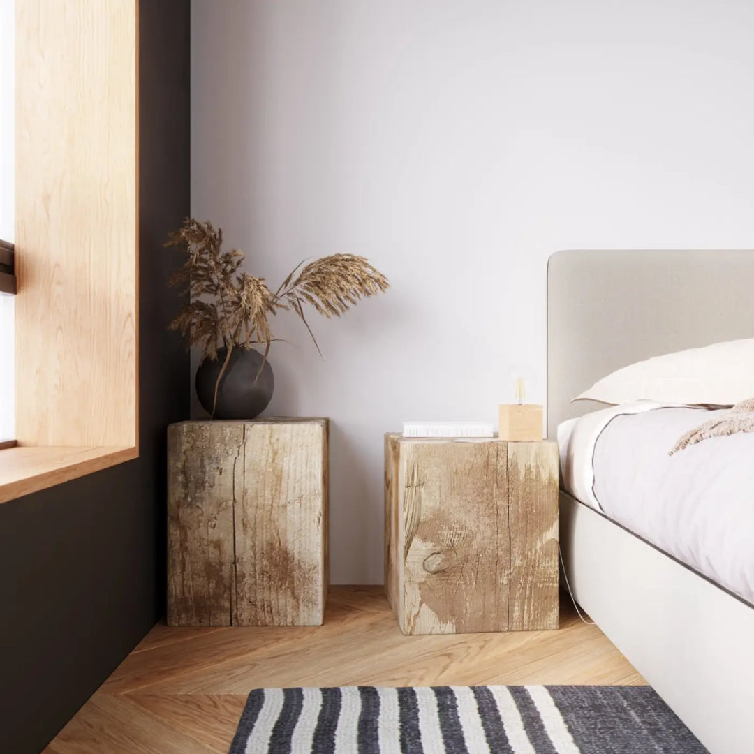 Rustic wooden nightstands with visible grain and weathered texture complement plafond ariz bois naturel for sentez mieux ambiance