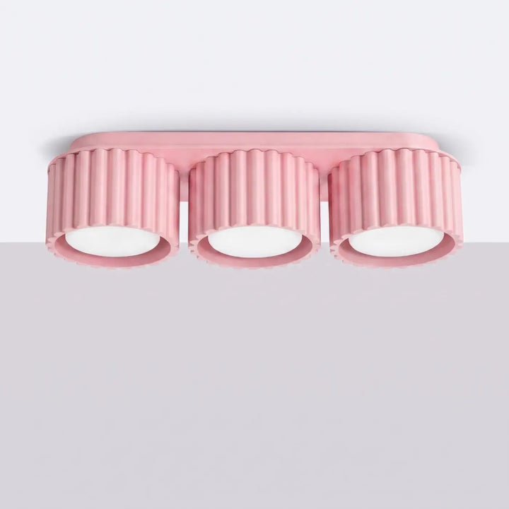 Luminaire Plafonnier rose éteinte, vue rapprochée