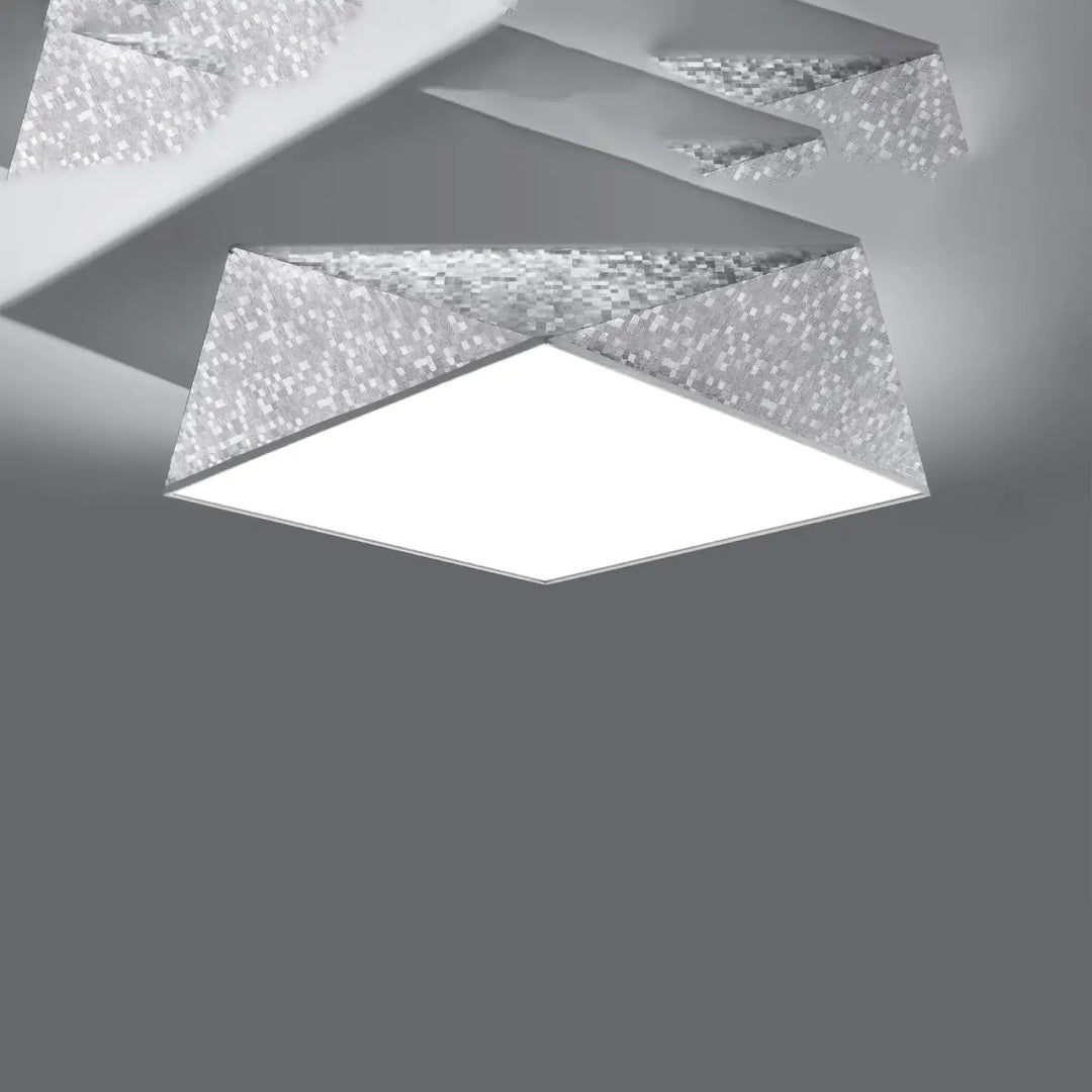 Plafonnier Hexa à lumière géométrique moderne avec centre carré éclairé et panneaux mosaïque argent exclusif
