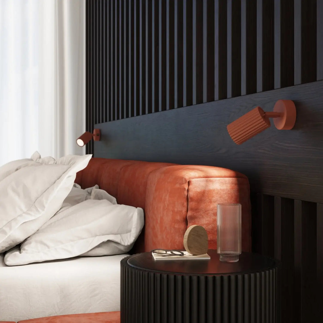 Plafonnier karbon allie luminaire plafonnier karbons 30 rouge ocre avec design minimaliste et ampoules gu10 interchangeables