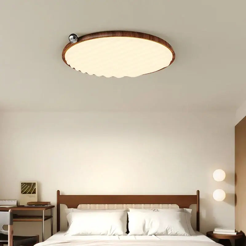 Luminaire plafonnier élégant en bois et éclairage led moderne