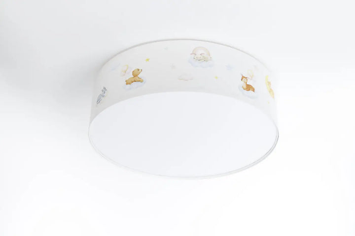 Luminaire plafonnier enfant blanc avec illustrations douces d’animaux en tons marron clair pour chambre enfant