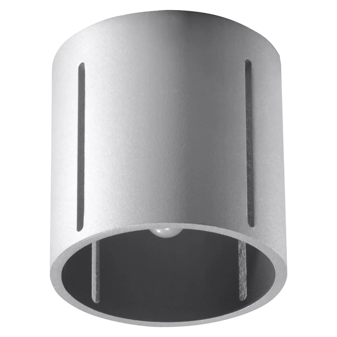 Plafonnier moderne en aluminium gris avec perforation linéaire offrant un spectacle lumineux élégant pour salle à vivre
